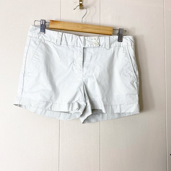 Vineyard Vines Pants - Vineyard Vines Tan Short Shorts Size 4